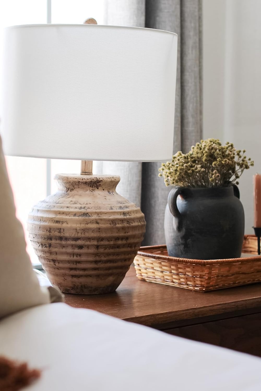 Rustic Farmhouse Kamryn Table Lamp